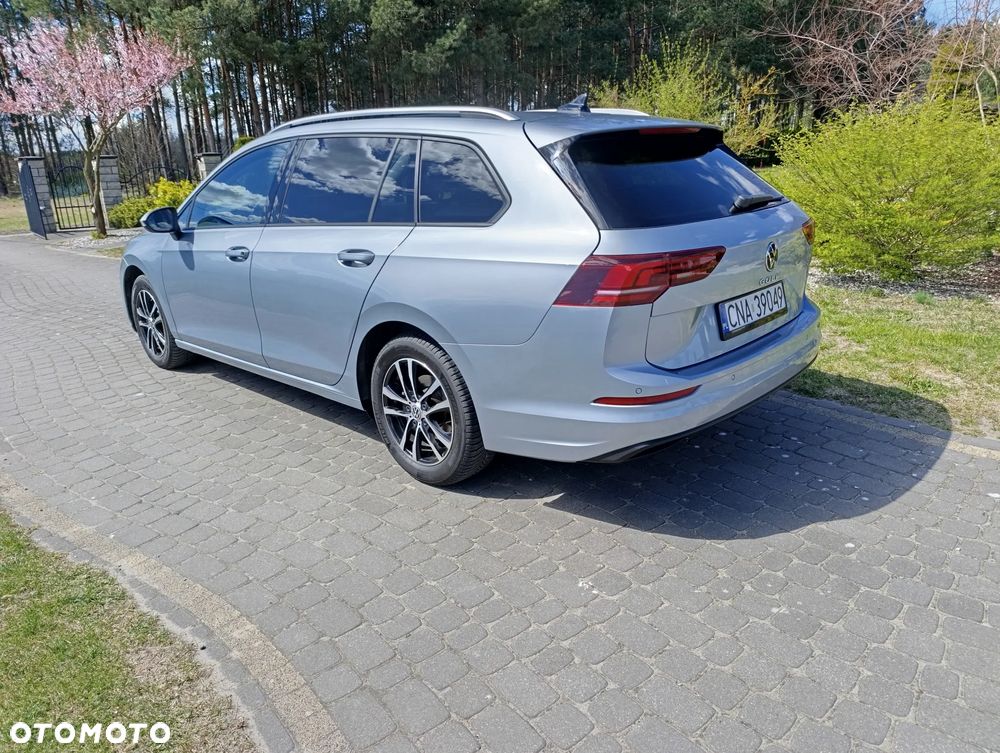 Volkswagen Golf 2.0 TDI SCR DSG Life - 10