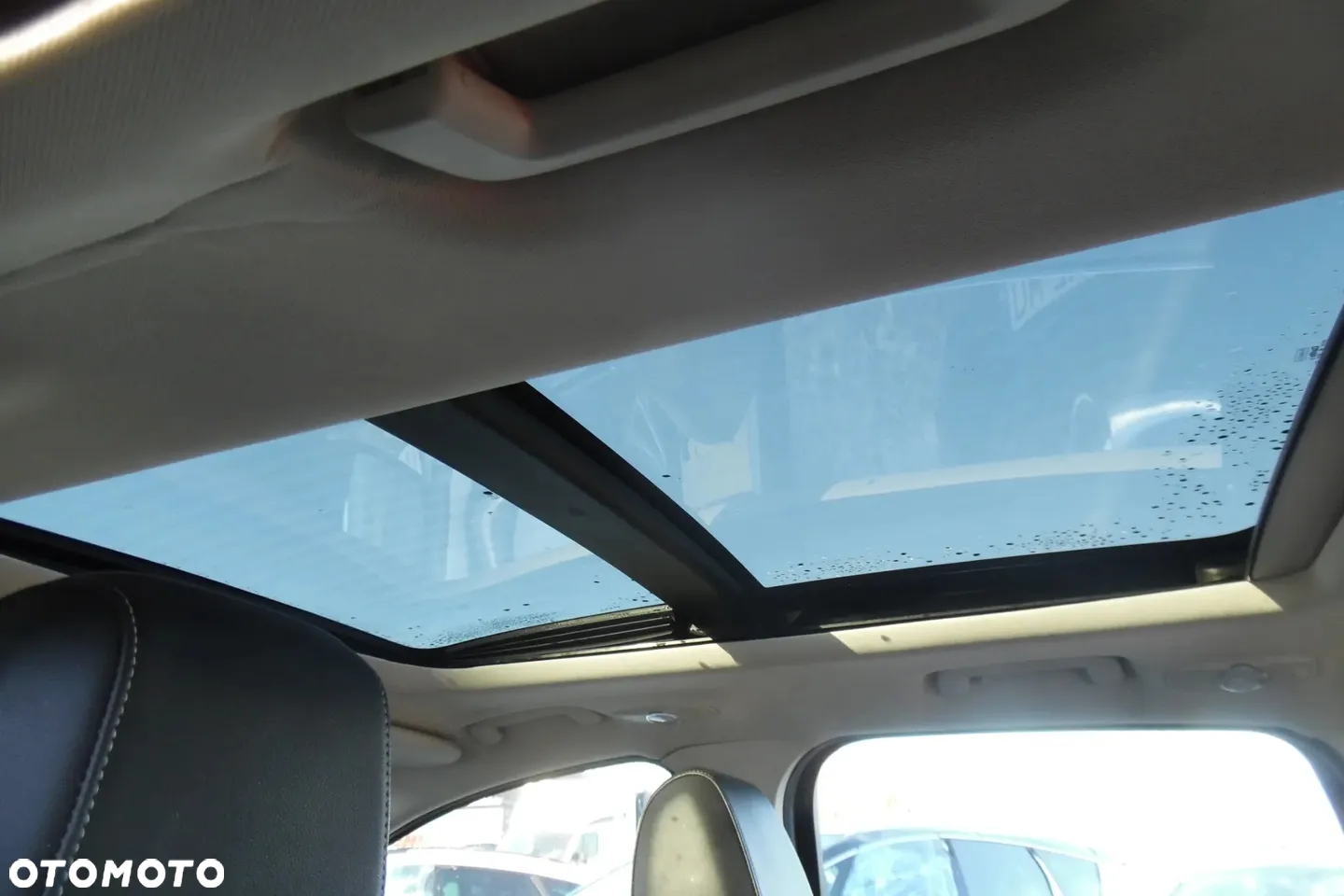 Ford Kuga 2.0 TDCi 2x4 Trend - 18