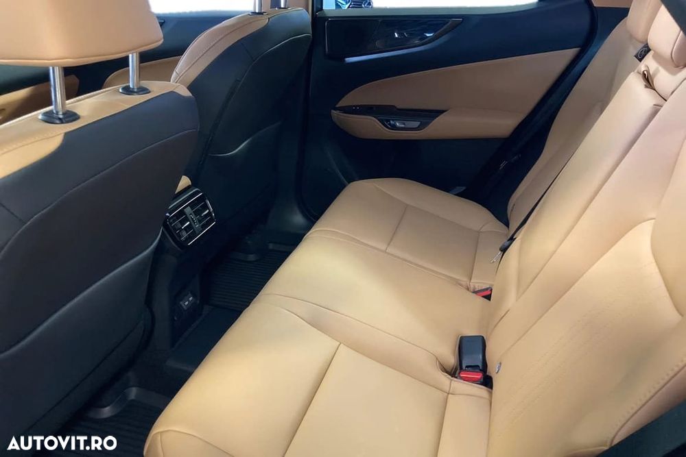 Lexus Seria NX 450h+ E-FOUR Business - 16