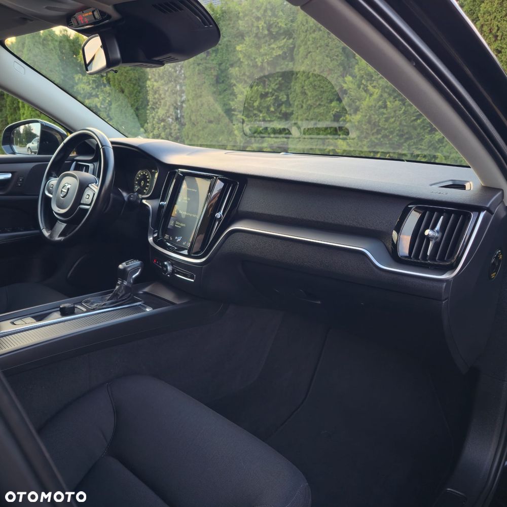 Volvo V60 D3 Geartronic Summum - 25