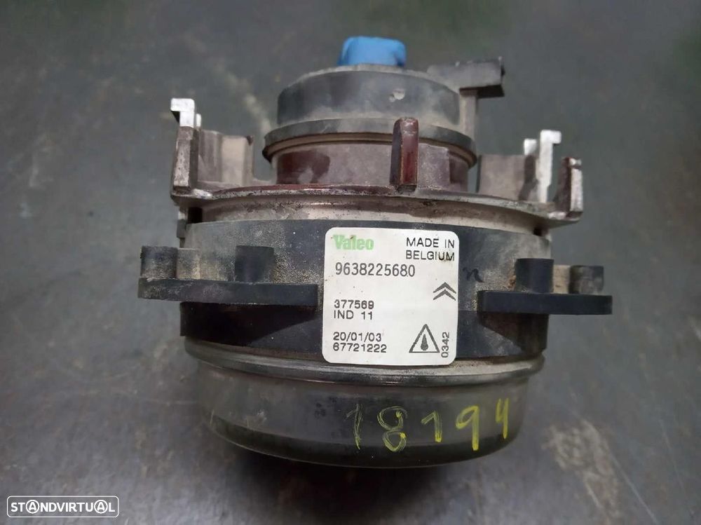 FAROL NEVOEIRO ESQUERDO CITROEN XSARA PICASSO 2003 -9638225680 - 1