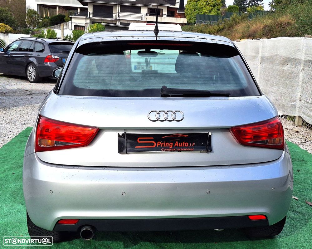 Audi A1 1.2 TFSI Attraction - 8