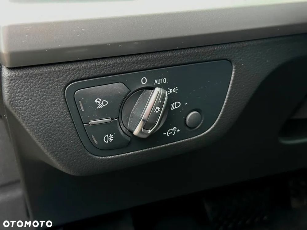 Audi Q5 50 TFSI e Quattro S tronic - 16