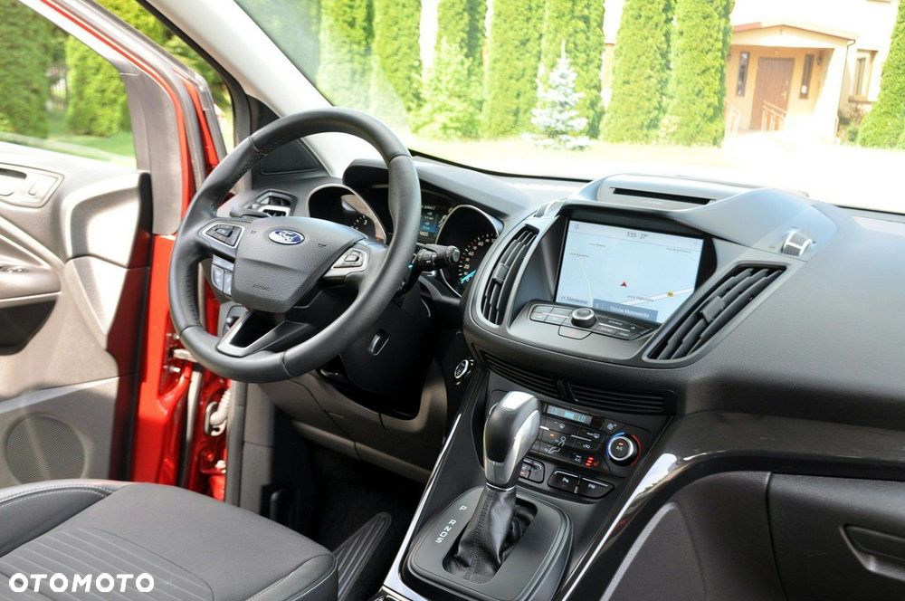 Ford Kuga - 25