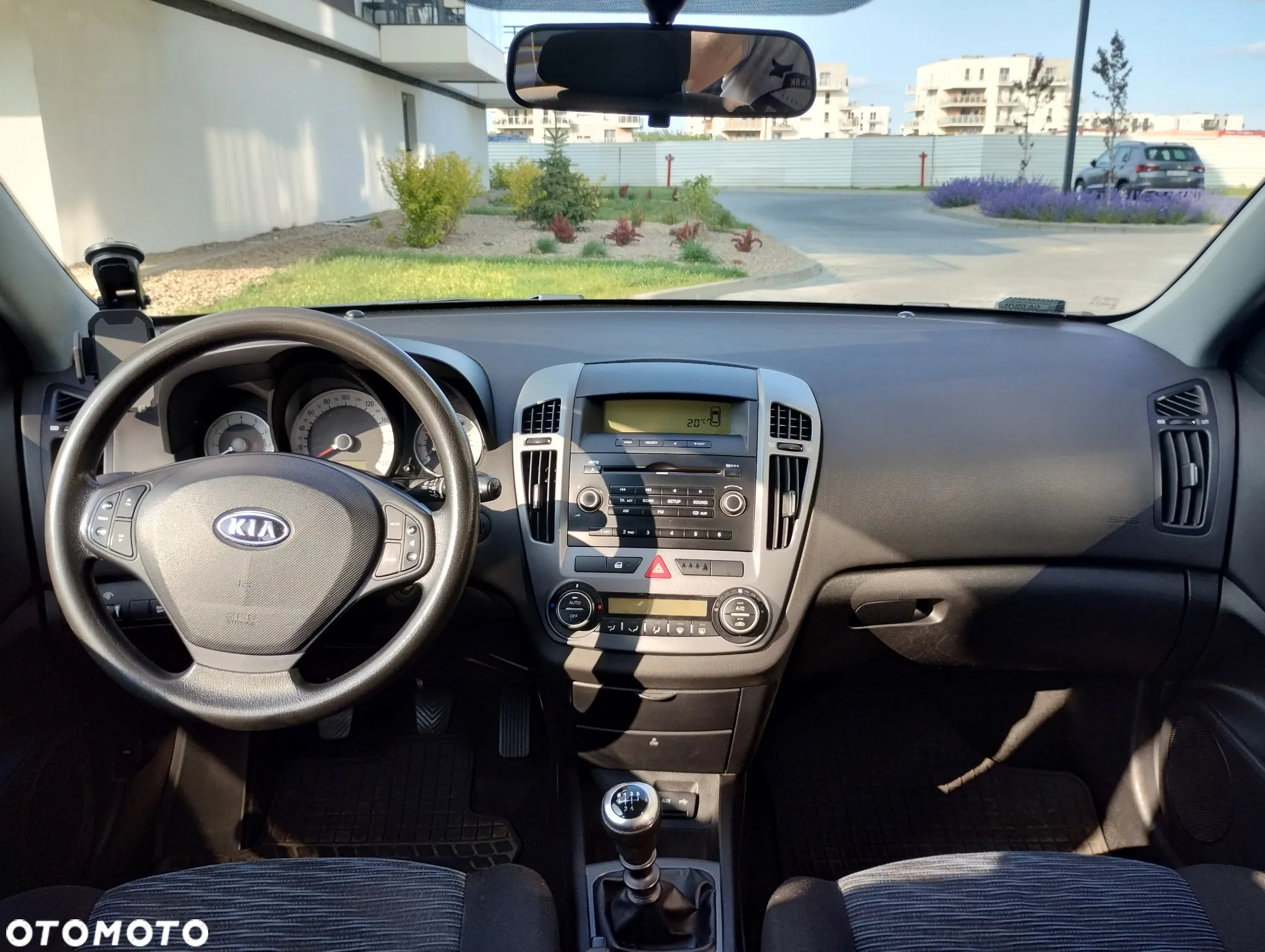 Kia Ceed Cee'd 1.6 Comfort + - 7