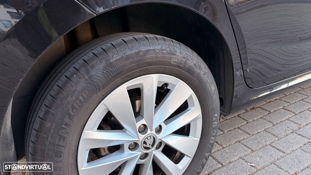 Skoda Kamiq 1.0 TSI Ambition DSG - 5