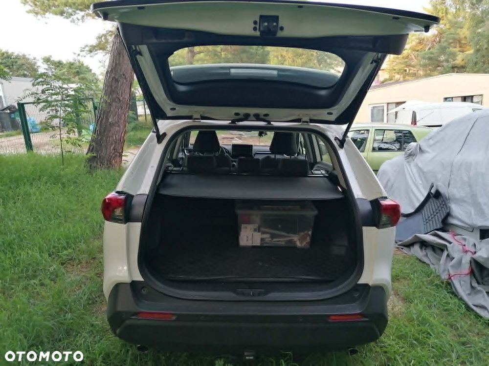 Toyota RAV4 - 9