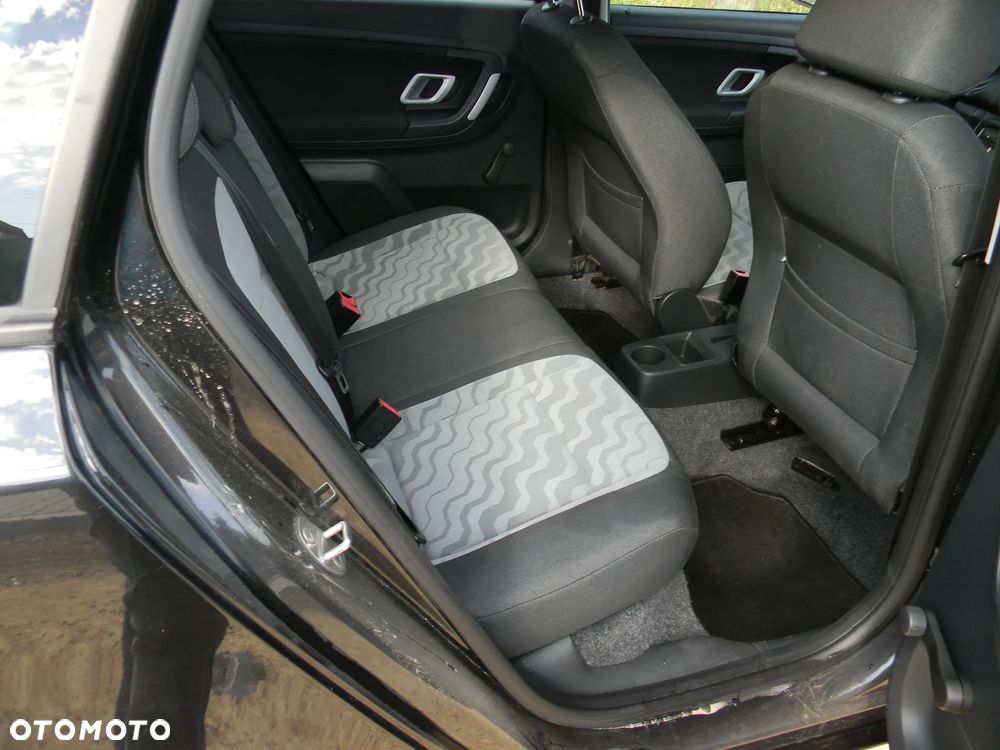 Skoda Fabia - 11