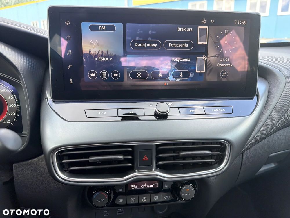 Nissan Juke 1.0 DIG-T N-Connecta DCT - 21