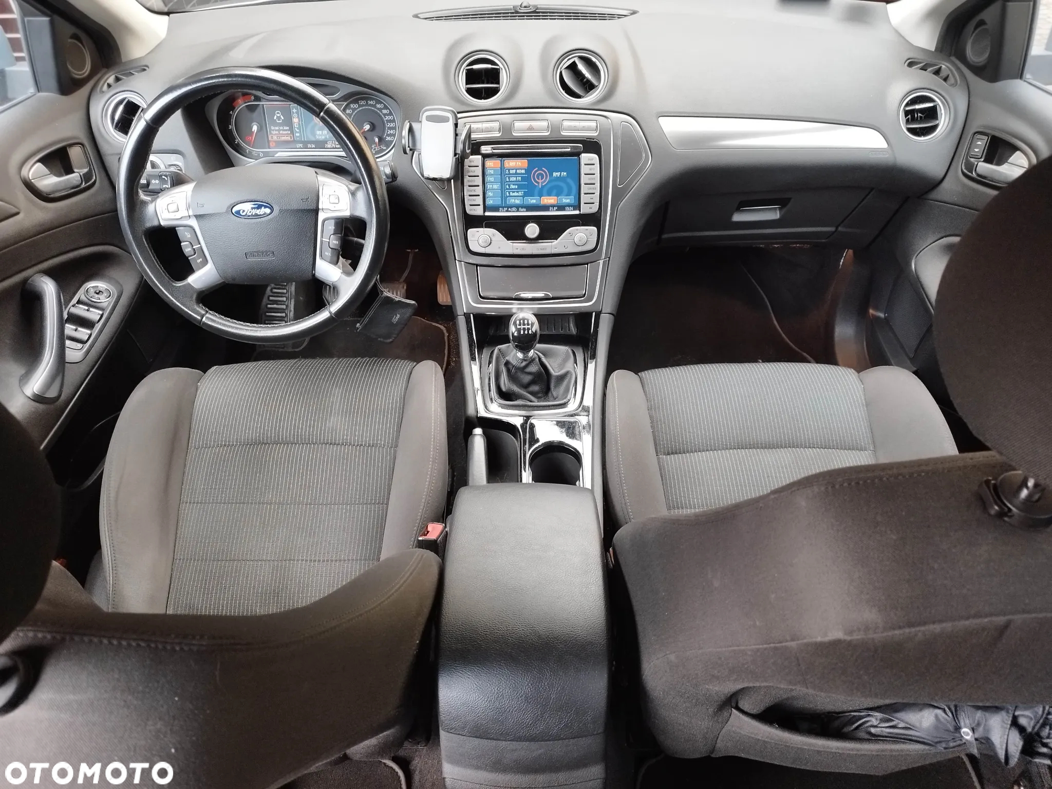 Ford Mondeo 2.0 TDCi Titanium - 9