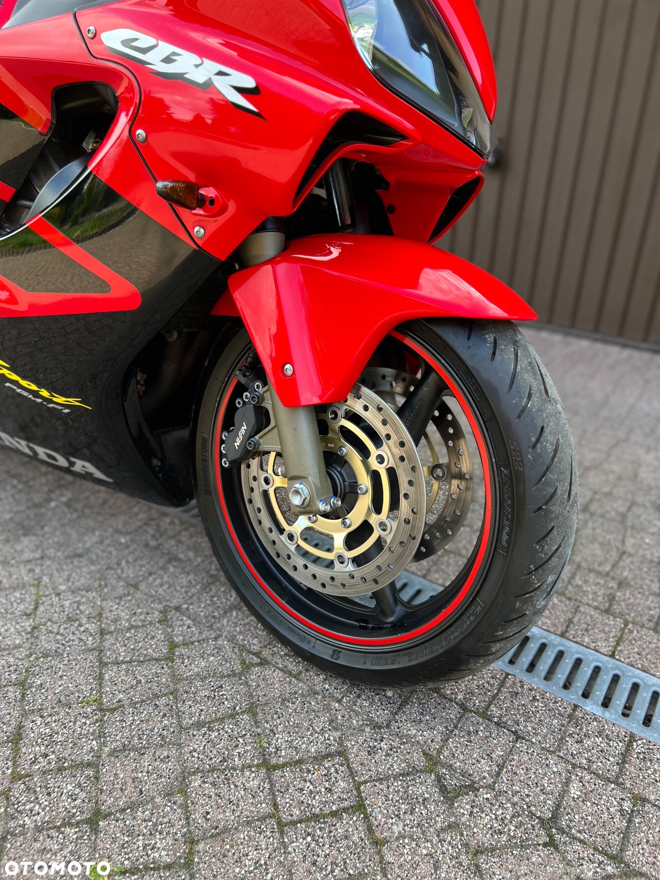 Honda CBR - 16