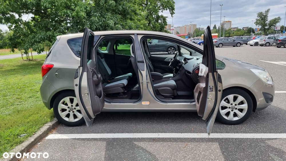 Opel Meriva 1.4 T Cosmo - 9