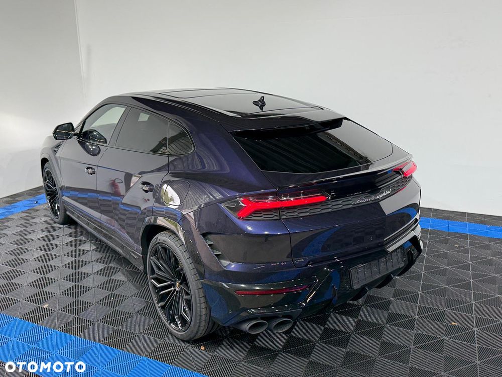Lamborghini Urus - 7