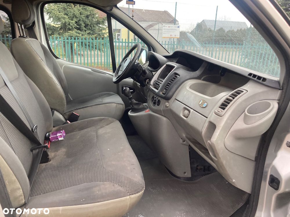 Opel Vivaro - 9