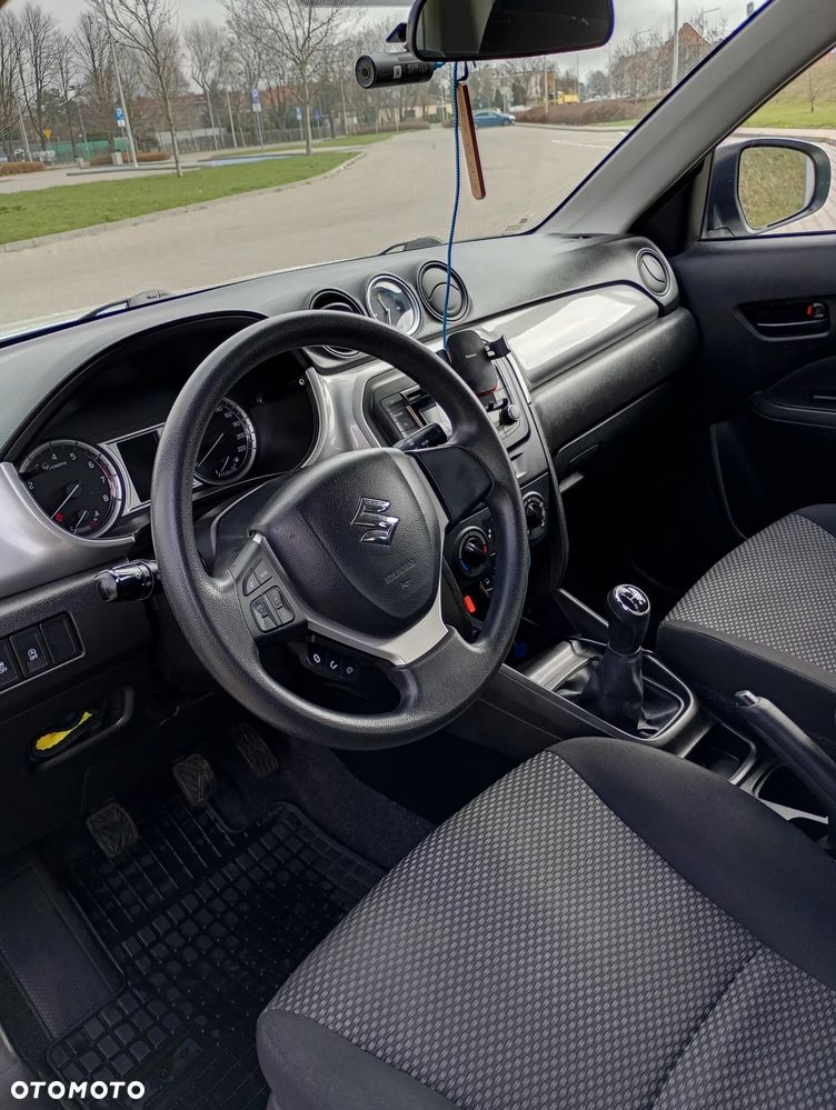Suzuki Vitara 1.6 Comfort 2WD - 9