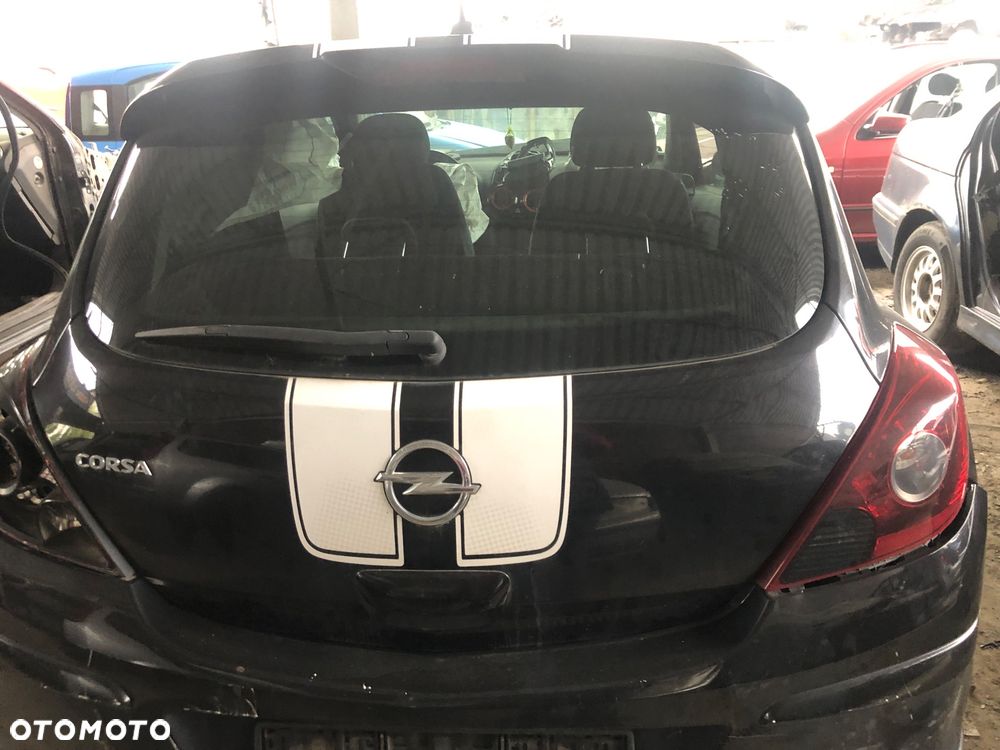 Klapa bagażnika Opel Corsa D 3D OPC Z20R