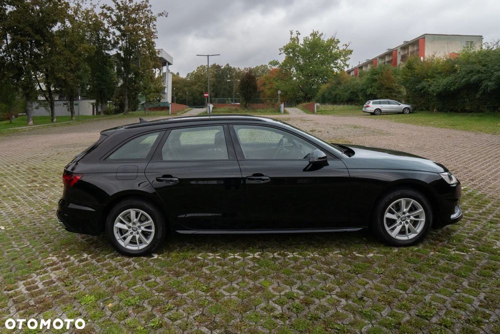 Audi A4 Avant - 4