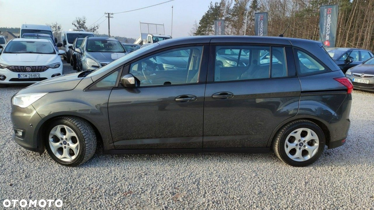 Ford Grand C-MAX - 12