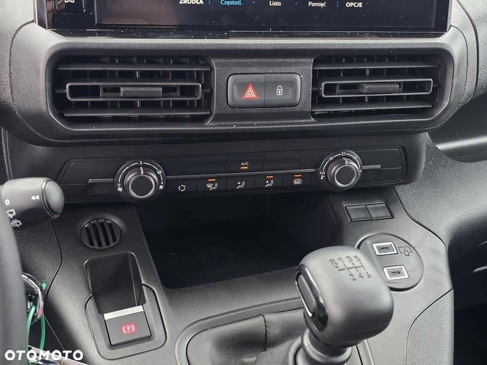 Peugeot Partner Van 1.5 BlueHDI S&S L2 - 23