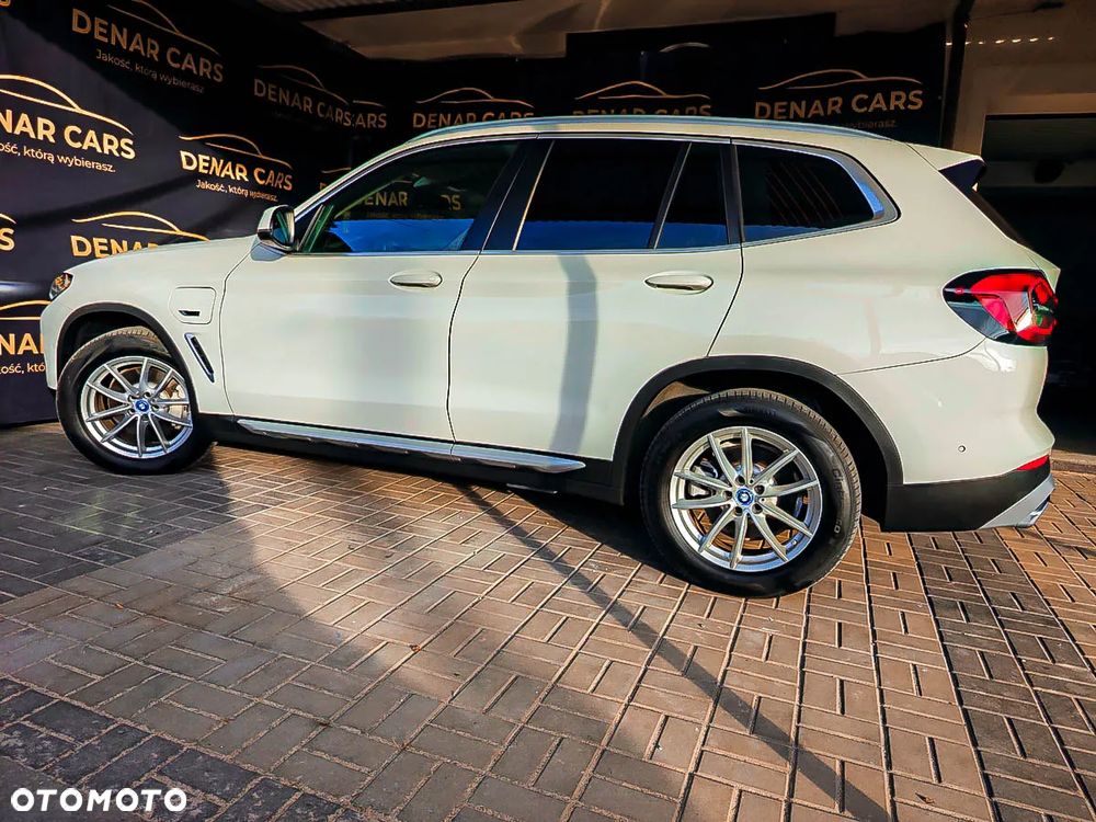 BMW X3 xDrive30e PHEV - 23