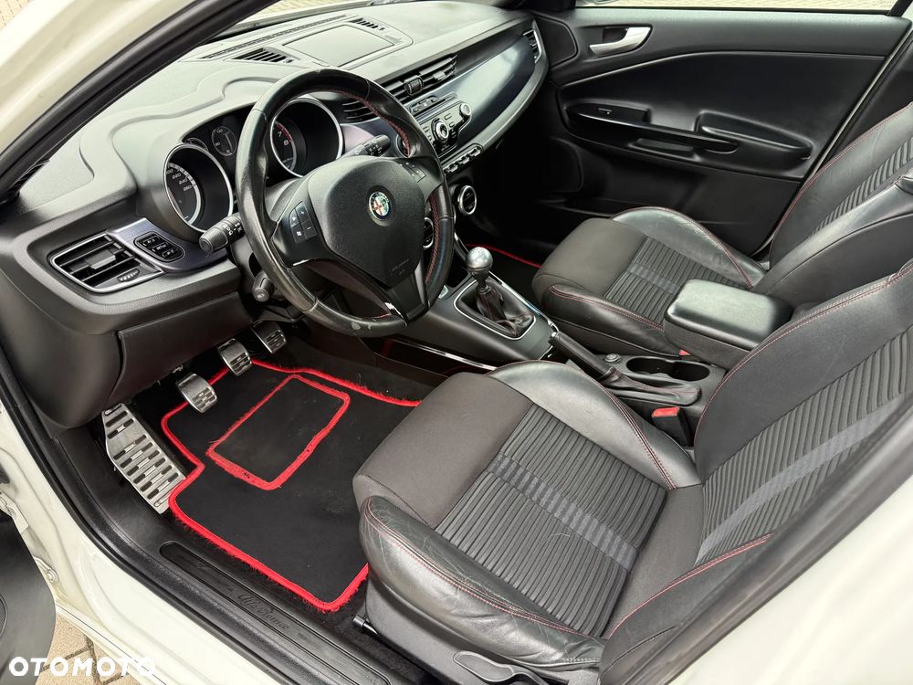 Alfa Romeo Giulietta - 22