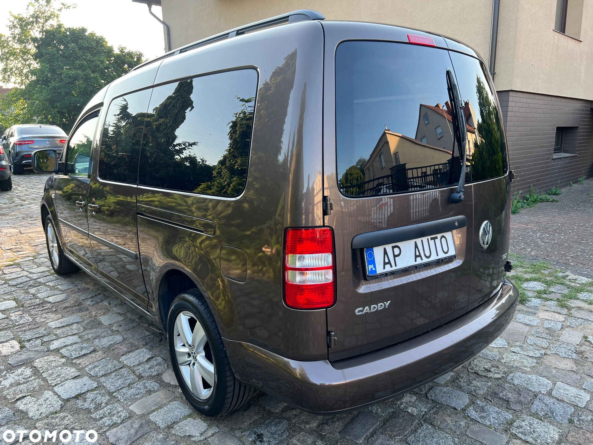 Volkswagen Caddy Maxi 1.6 TDI Comfortline Mixt - 4