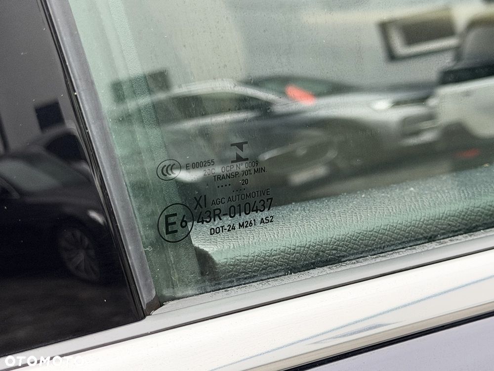 DS Automobiles DS 7 Crossback 1.5 BlueHDi Bastille + - 15