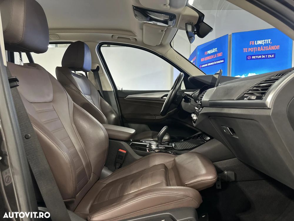 BMW X3 xDrive20i AT - 11