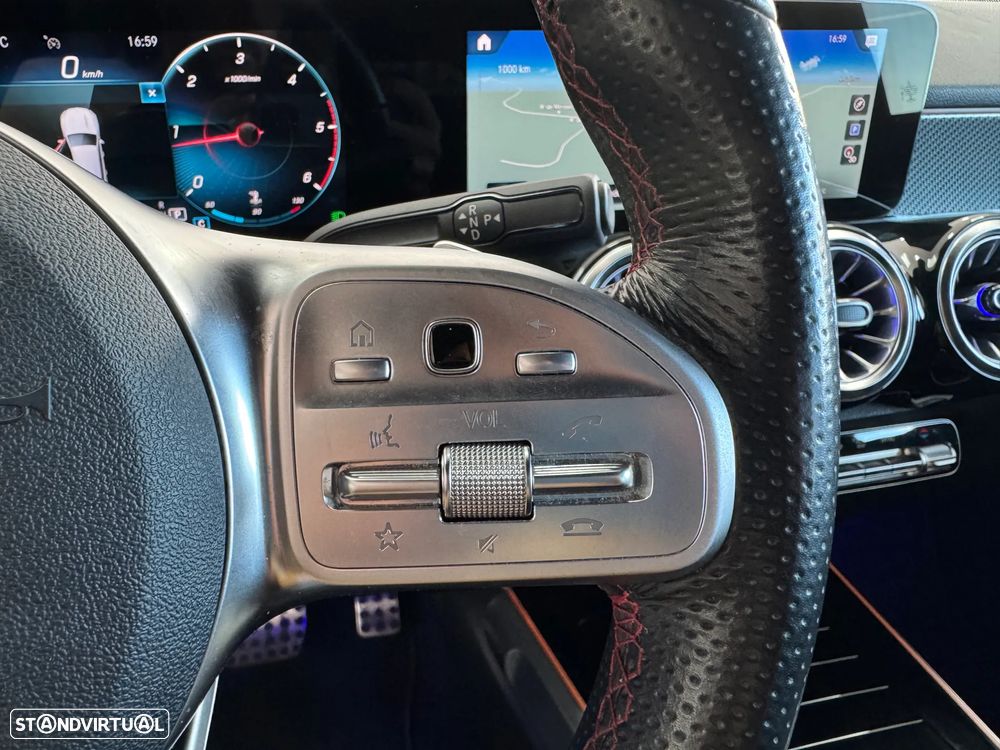 Mercedes-Benz GLB 200 d AMG Line - 16