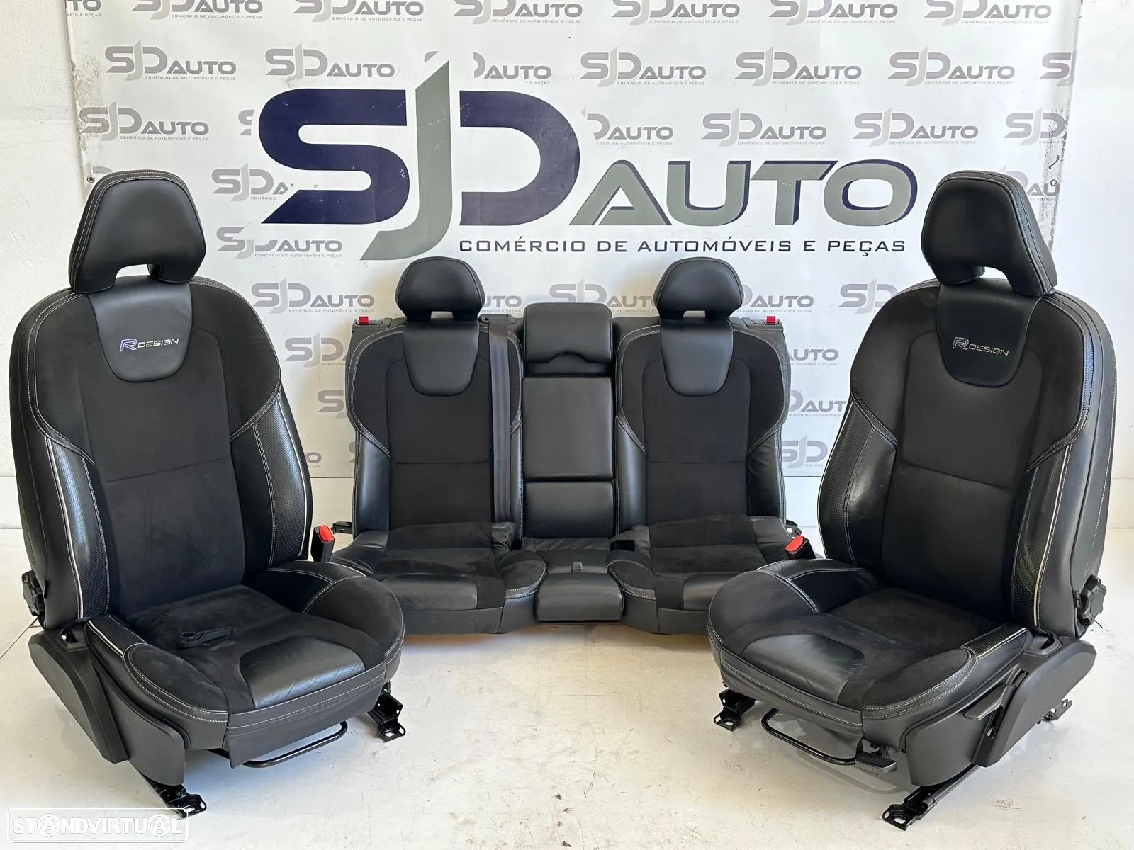 Conjunto Bancos R-Design - Volvo V40 (2015) - 1