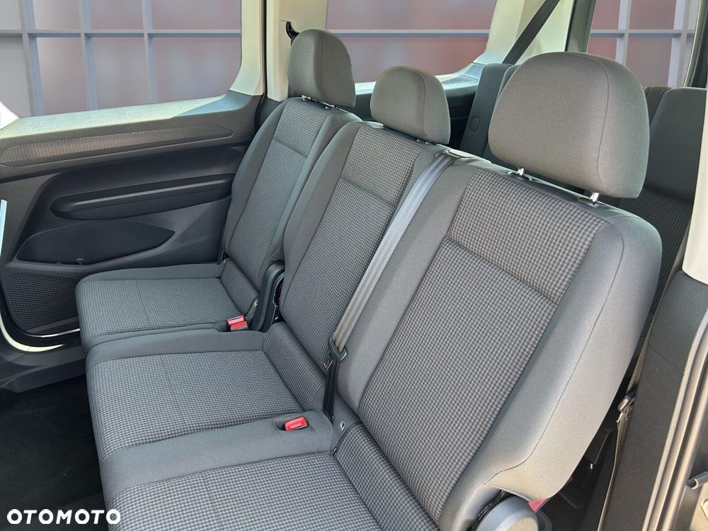 Volkswagen Caddy Maxi 2.0 TDI DSG - 18