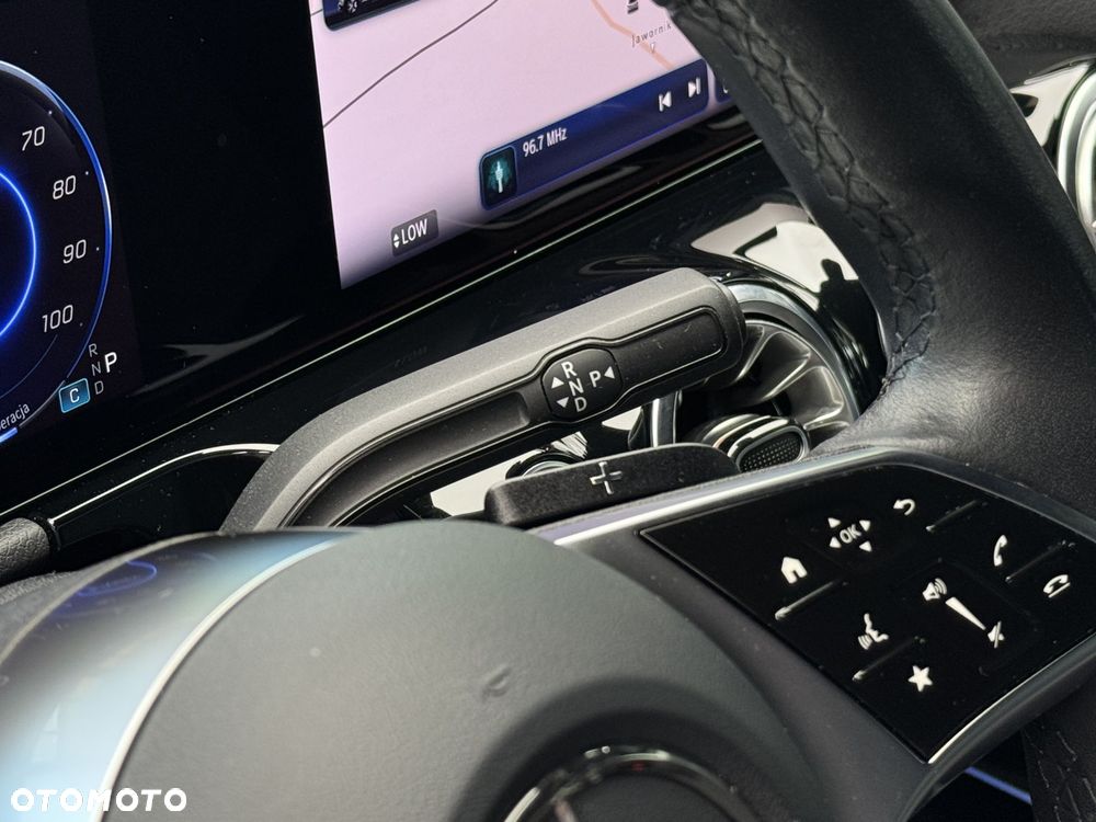 Mercedes-Benz EQA 250+ 70.5kWh Progressive - 11