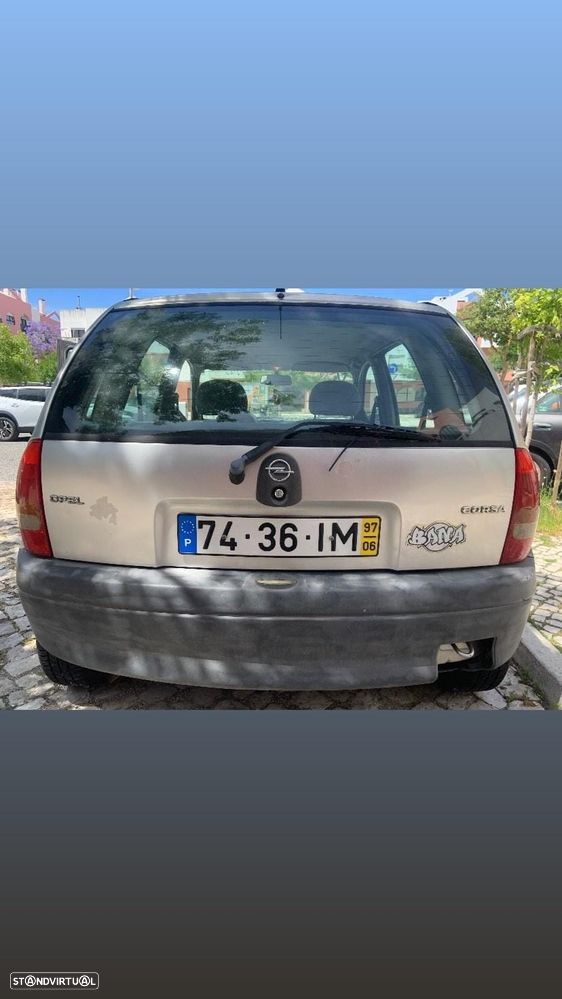 Opel Corsa 1.2 16V - 4