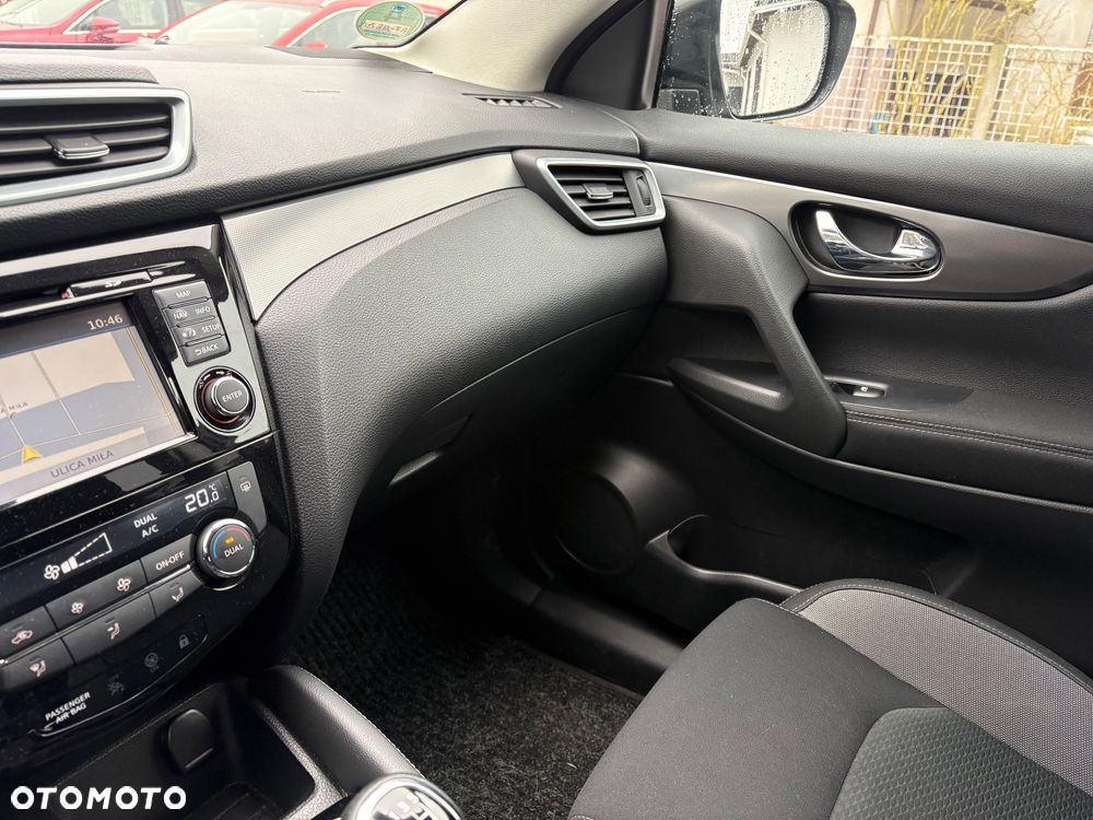 Nissan Qashqai 1.2 DIG-T 360 - 23