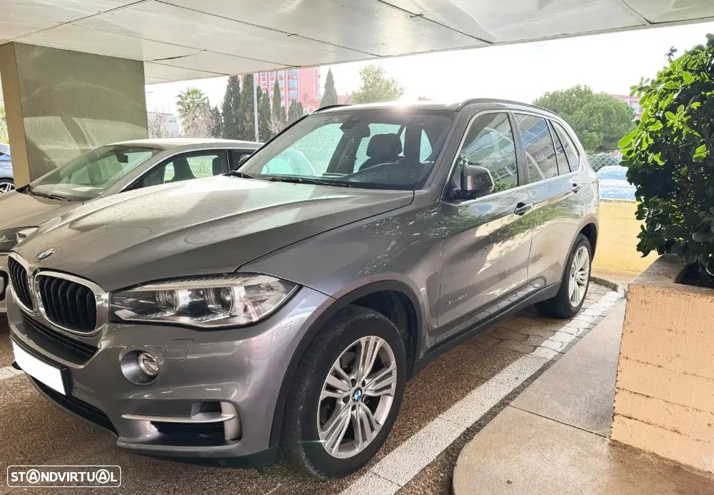 BMW X5 30 d xDrive Pack M - 2