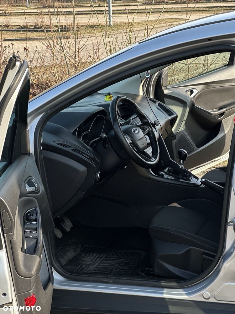 Ford Focus 1.6 TDCi Trend - 5