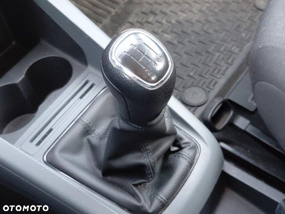 Skoda Fabia - 25