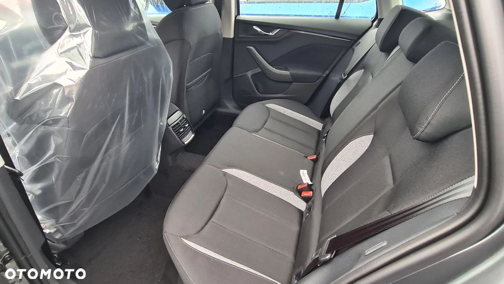 Skoda Kamiq 1.5 TSI Drive DSG - 9