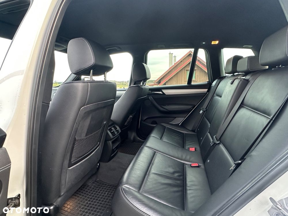 BMW X3 xDrive35d Sport - 16