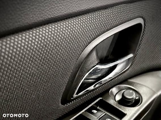 Chevrolet Cruze 1.4 T LT - 28