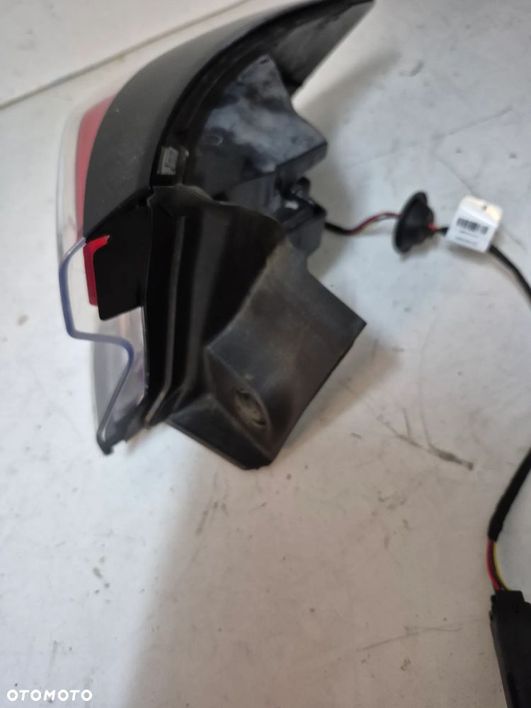 Ford Kuga MK3 lampa tylna lewa LV4B-13405-BF - 3