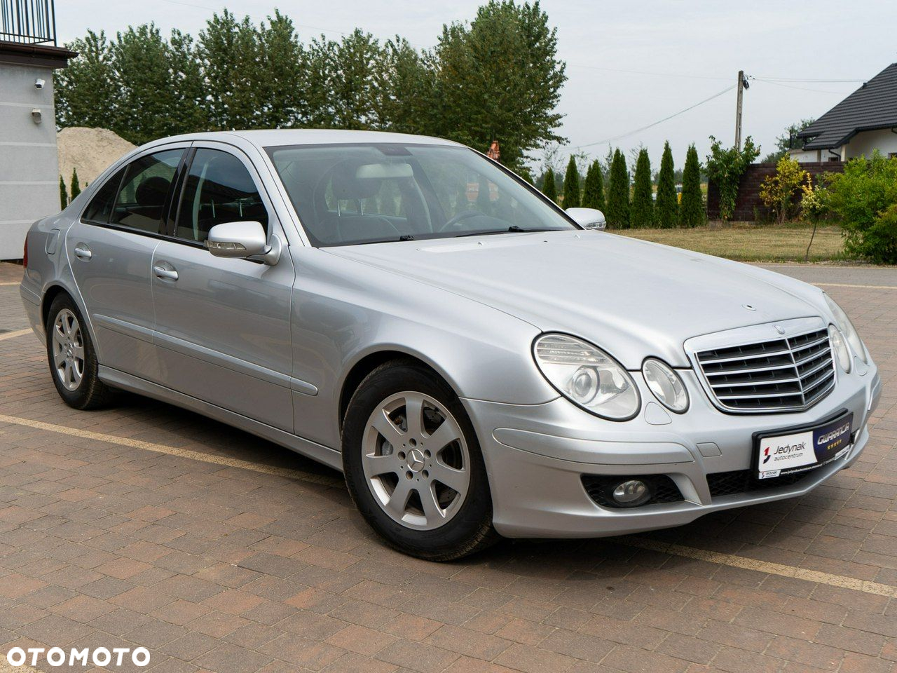 Mercedes-Benz Klasa E - 4