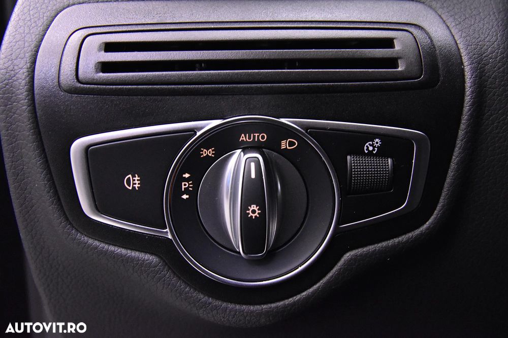 Mercedes-Benz GLC Coupe 300 d 4MATIC - 15