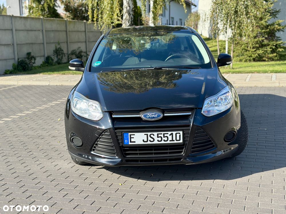Ford Focus 1.6 Ambiente - 4