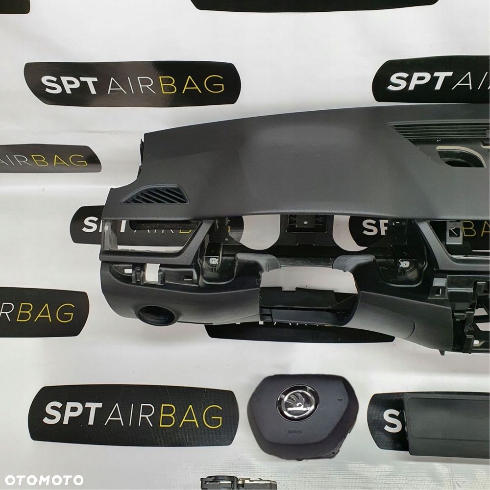 SKODA SUPERB 3 III 3V0 LIFT DESKA ROZDZIELCZA KONSOLA KOKPIT PULPIT PODUSZKI AIRBAG AIR BAG PASY KIT SET - 2