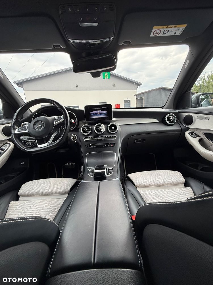 Mercedes-Benz GLC - 21