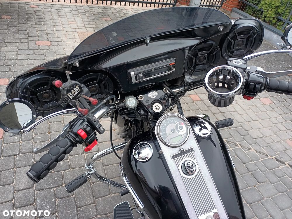 Harley-Davidson Touring Road King - 11