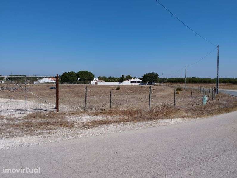 Aluga-se terreno em Grândola para parque de camionagem,estaleiro - Grande imagem: 3/3