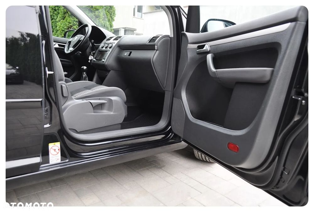 Volkswagen Touran 1.6 United - 29
