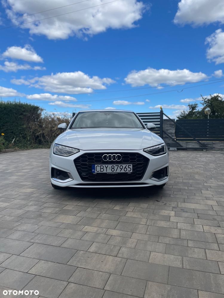 Audi A4 Limousine 40 TFSI S tronic design - 2